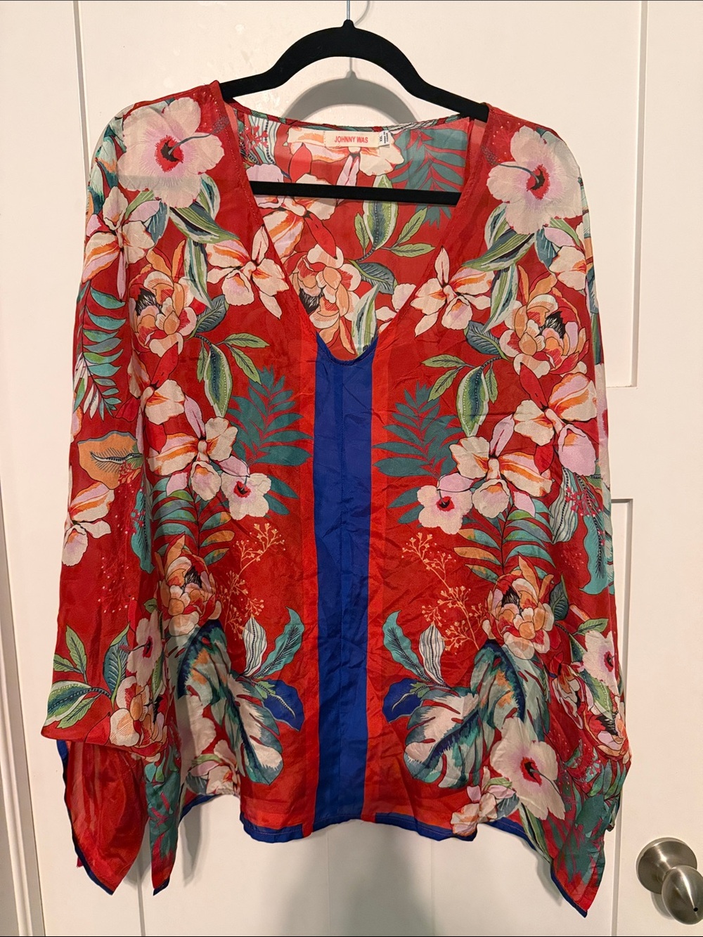 Johnny Was Red Floral 100% Silk V-Neck Slightly Cropped Blouse w/ Dolman Sleeves